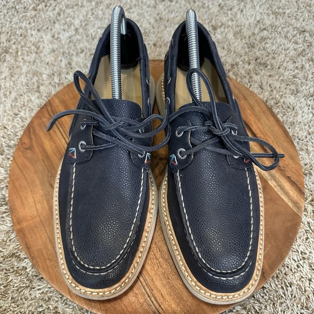 Sebago Smyth Two Eye Navy Leather Boat Shoes Mens 7.5M Pebbled Loafer Nautical